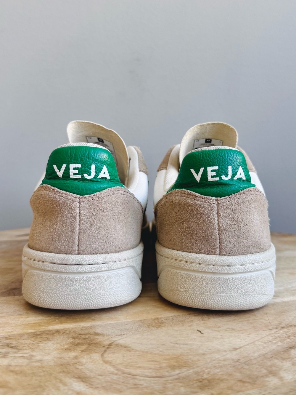 Veja V-10 Chromfree Low-Top Sneakers Women Sz 9 EU 40 White Beige Green - Picture 4 of 9
